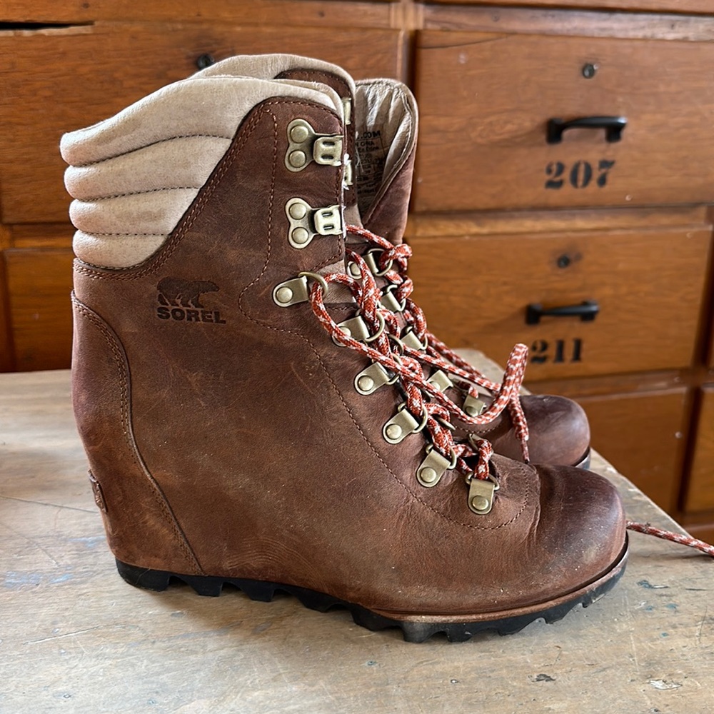 Sorel wedges